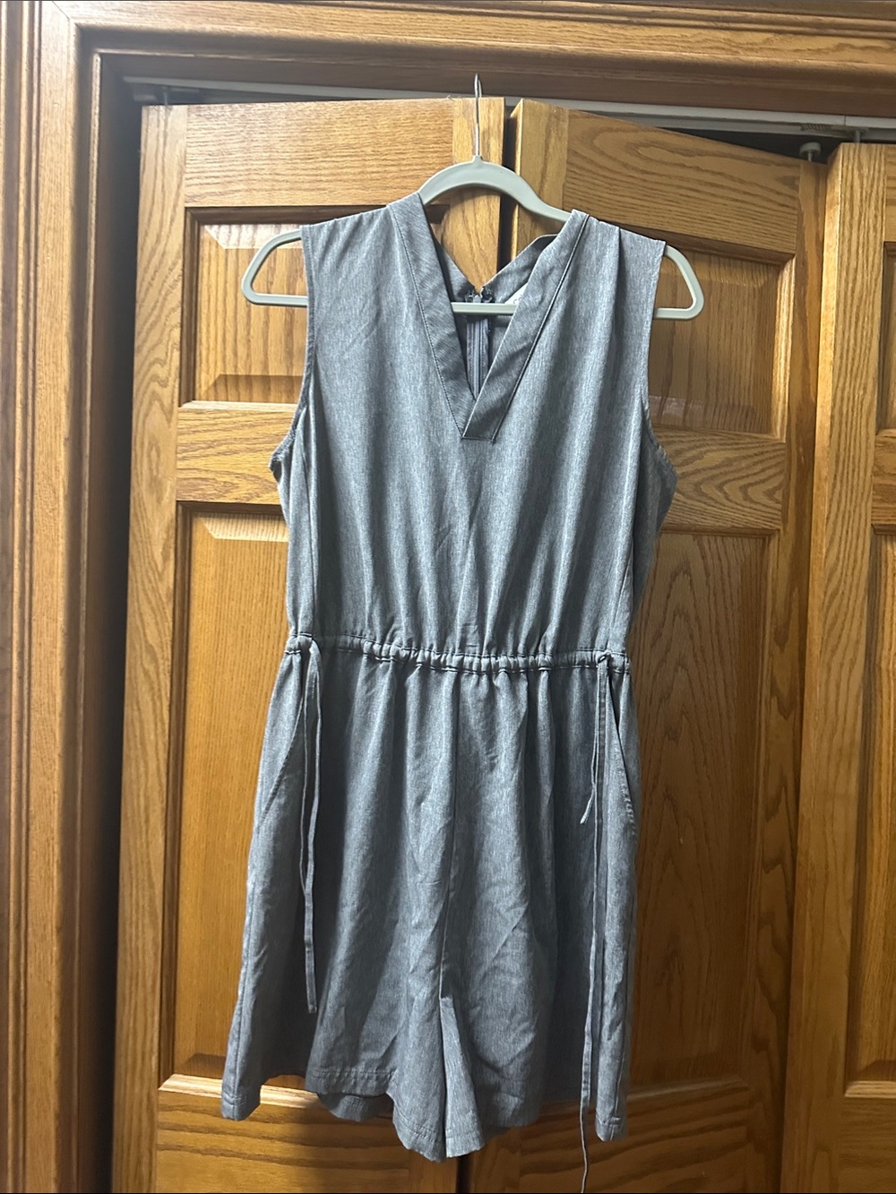 Calvin Klein Gray Sleeveless V-Neck Romper